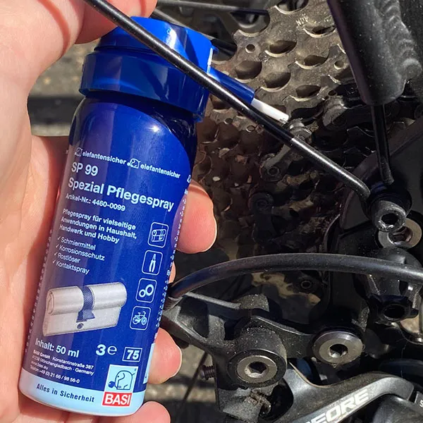 Anwendungsbild Pflegemittel & Werkzeuge